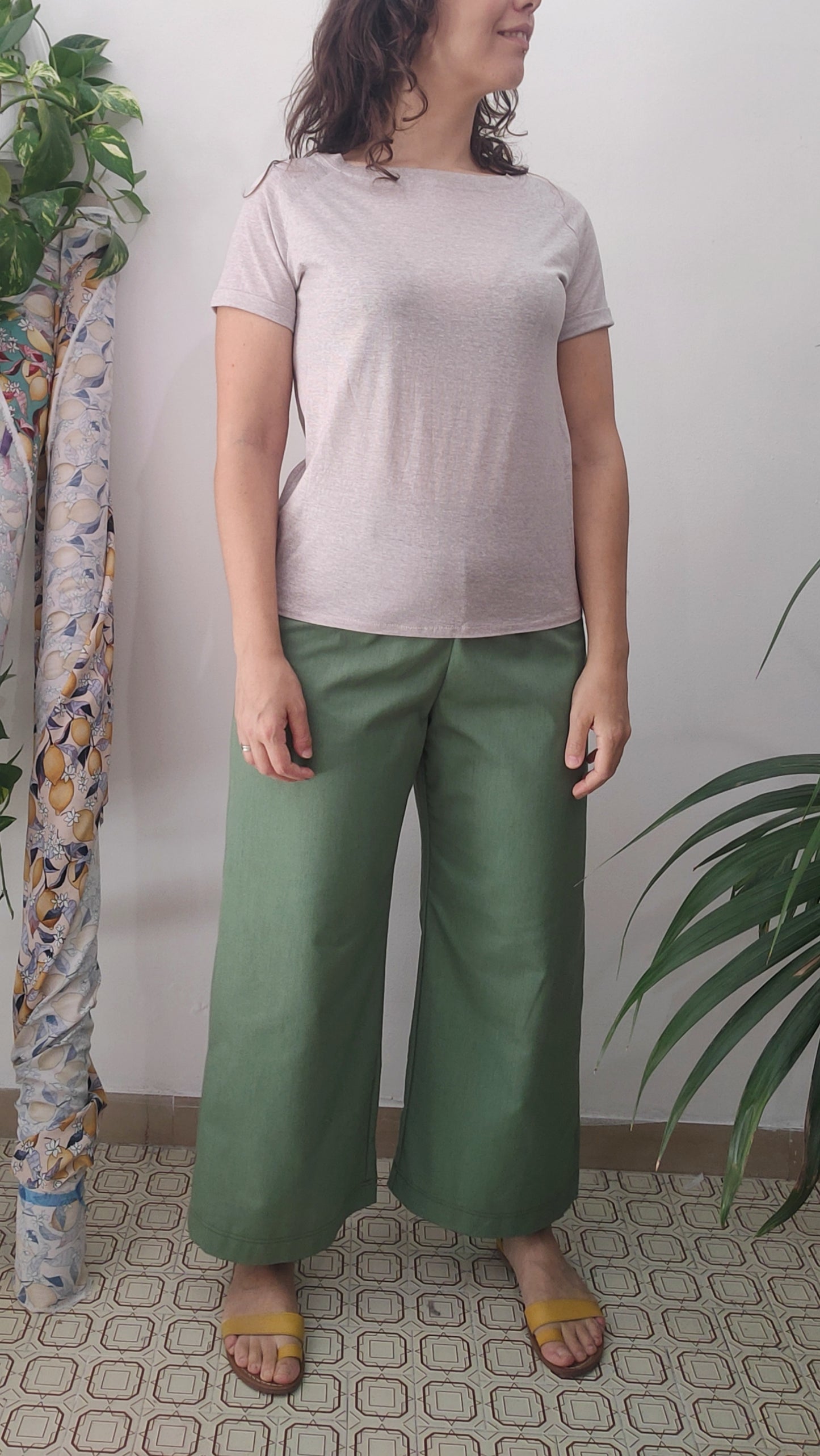 Pantalone Gambadritta in gabardina di Cotone Verde