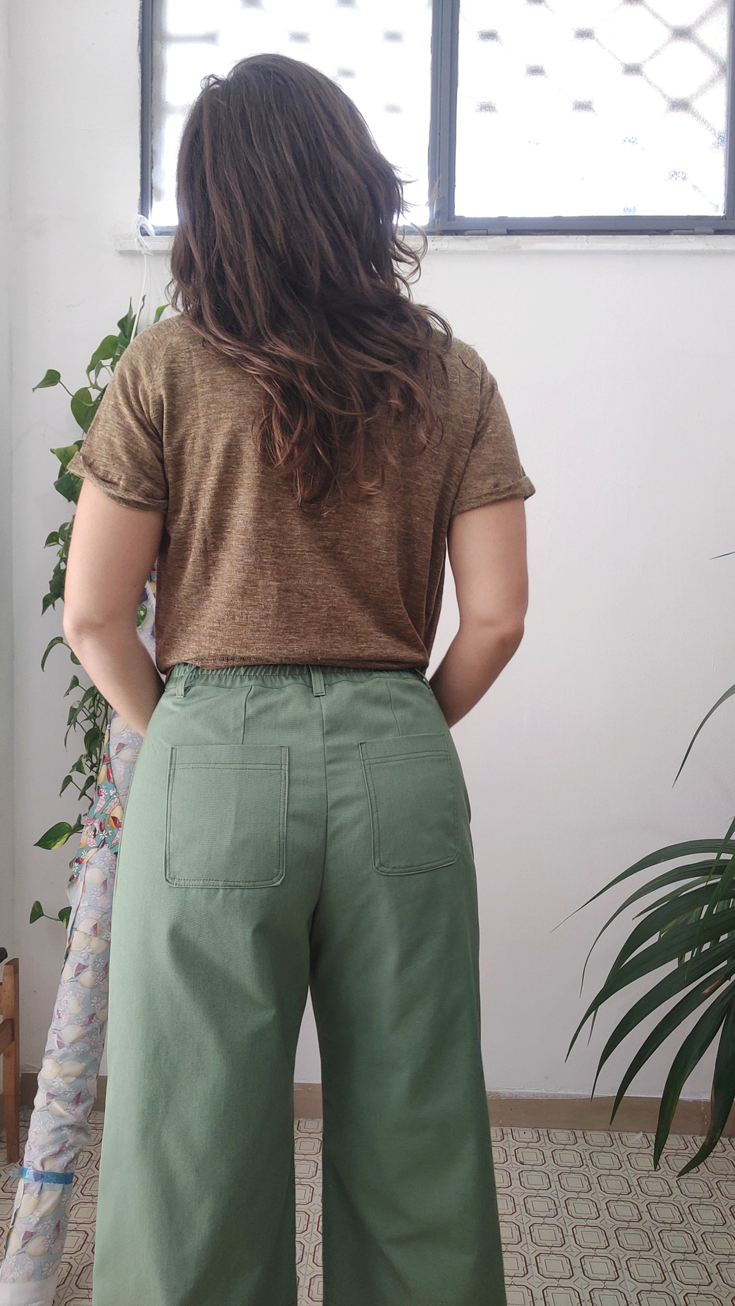 Pantalone Gambadritta in gabardina di Cotone Verde